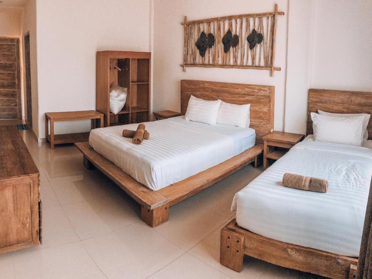 The 5 Brothers Hotel Gili Trawangan Exterior photo