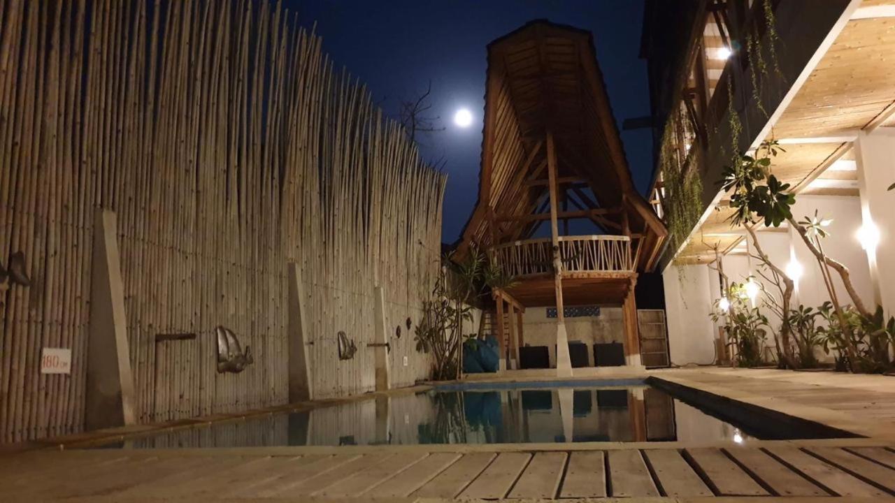 The 5 Brothers Hotel Gili Trawangan Exterior photo